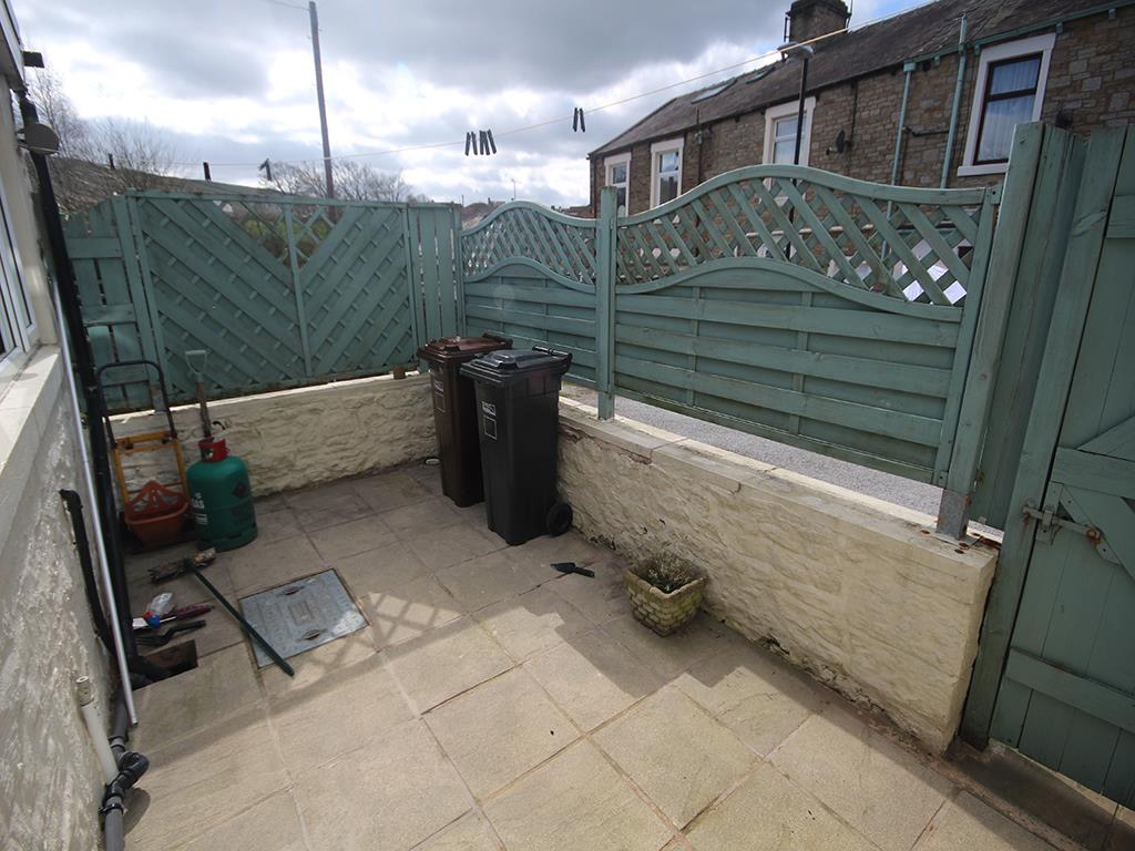 3 bedroom end terrace house Let Agreed in Earby - IMG_2236.jpg